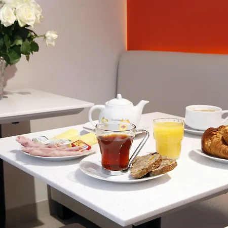 Sure By Western Gare Du Nord 3* Parigi