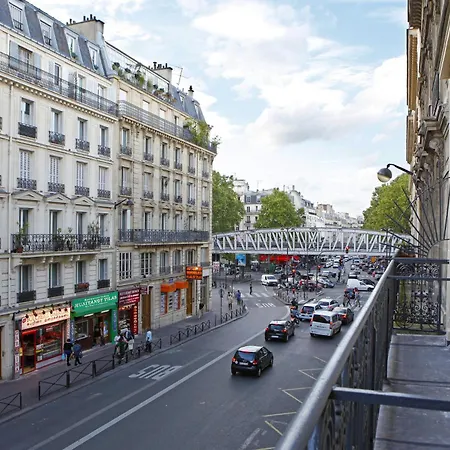 Sure By Western Gare Du Nord Hotel Parigi