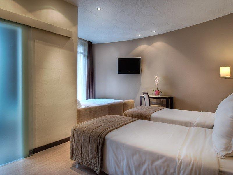 Hotel Sure By Western Gare Du Nord 3*