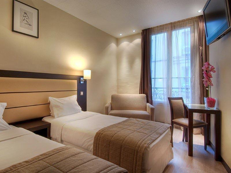 Hotel Sure By Western Gare Du Nord Parigi