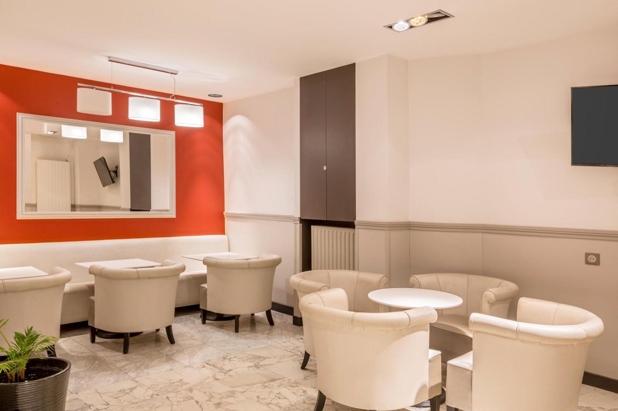 Sure By Western Gare Du Nord Hotel Parigi