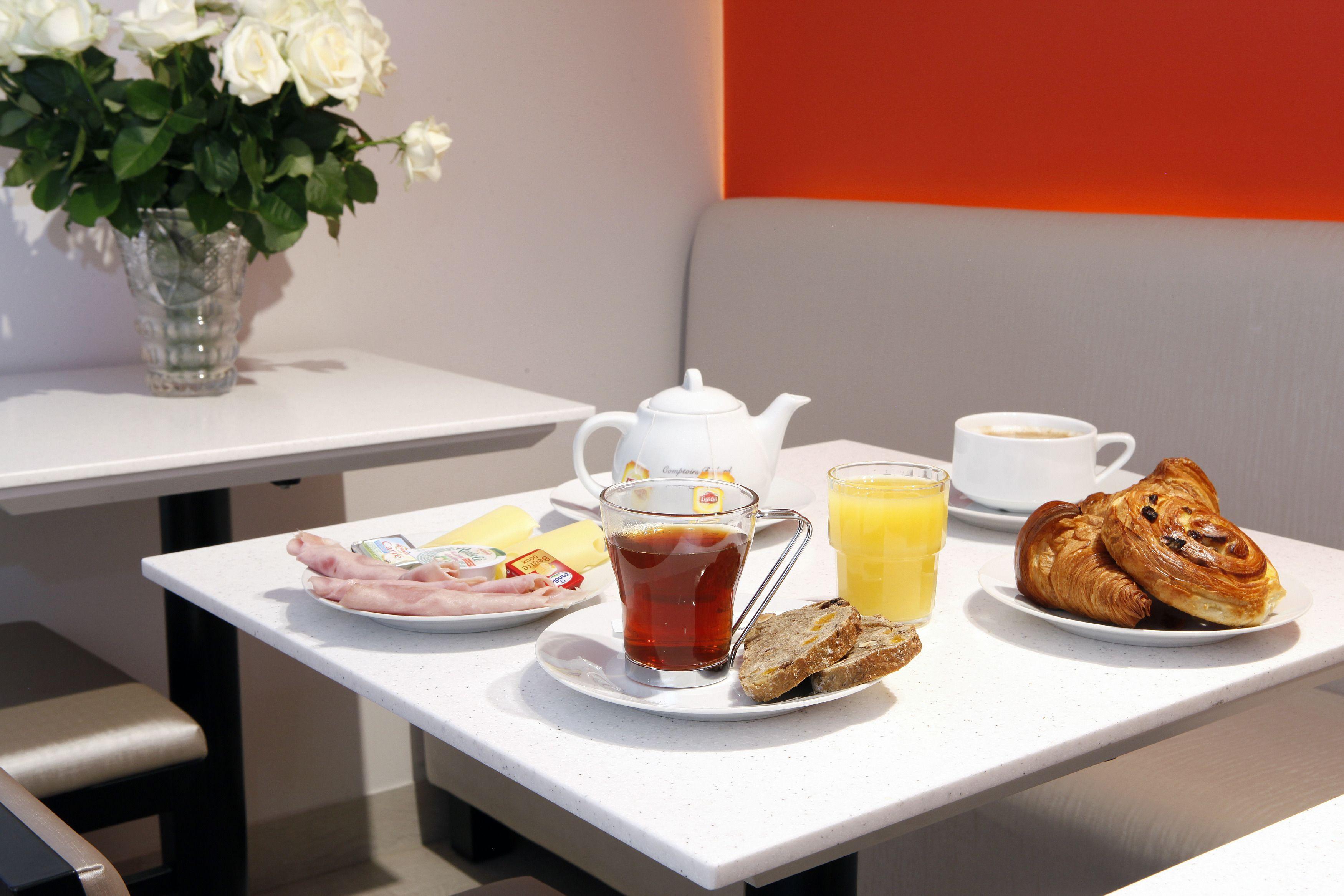 Sure By Western Gare Du Nord 3* Parigi