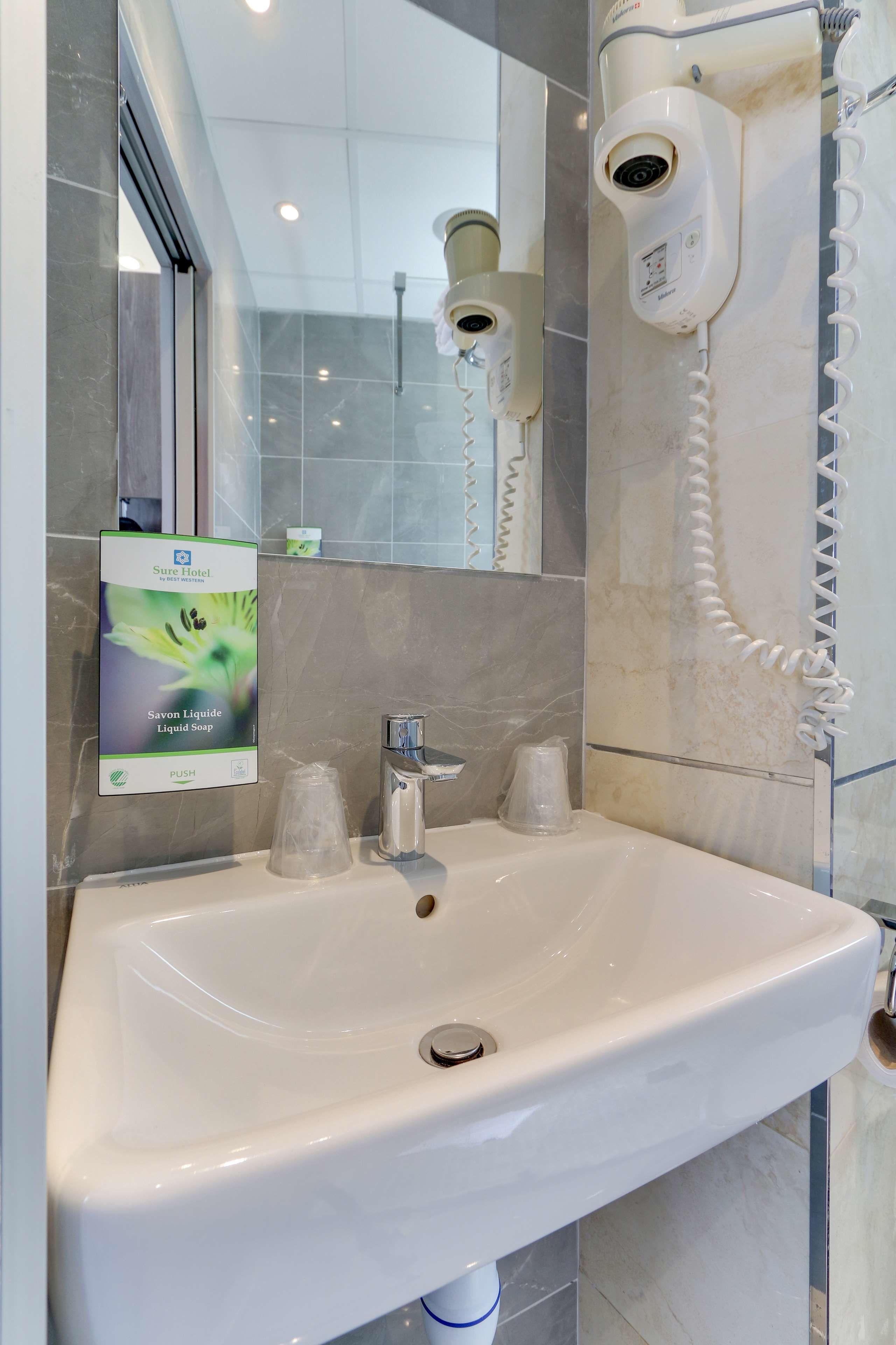 Sure By Western Gare Du Nord 3*